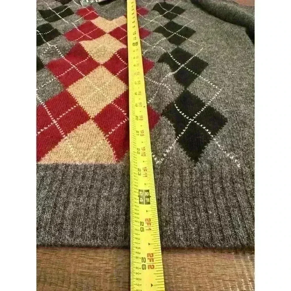 Vintage Sears Classic Mens L 100% Shetland Wool Gray Black Argyle V-Neck Sweater